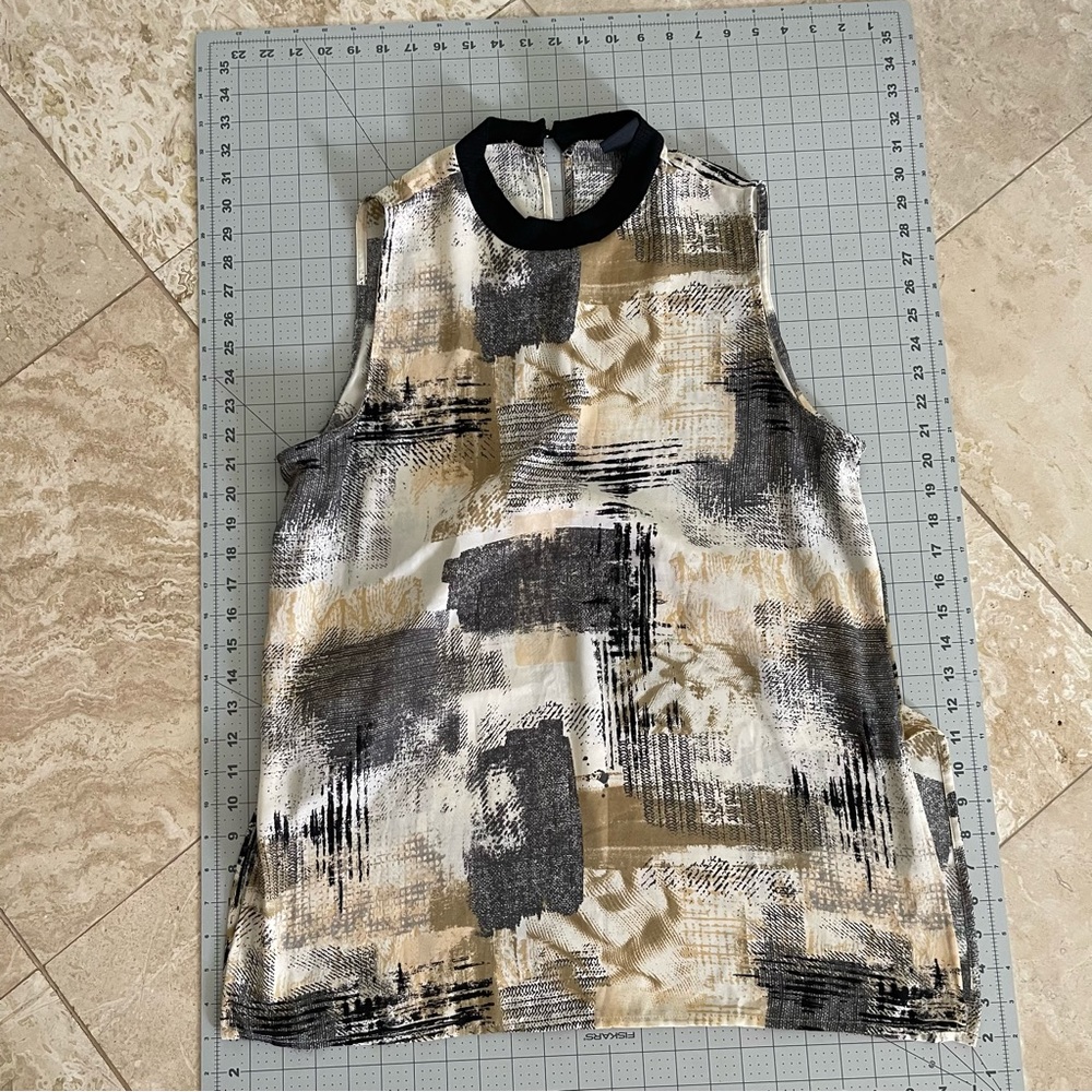 Koch Sleeveless Patterned Blouse